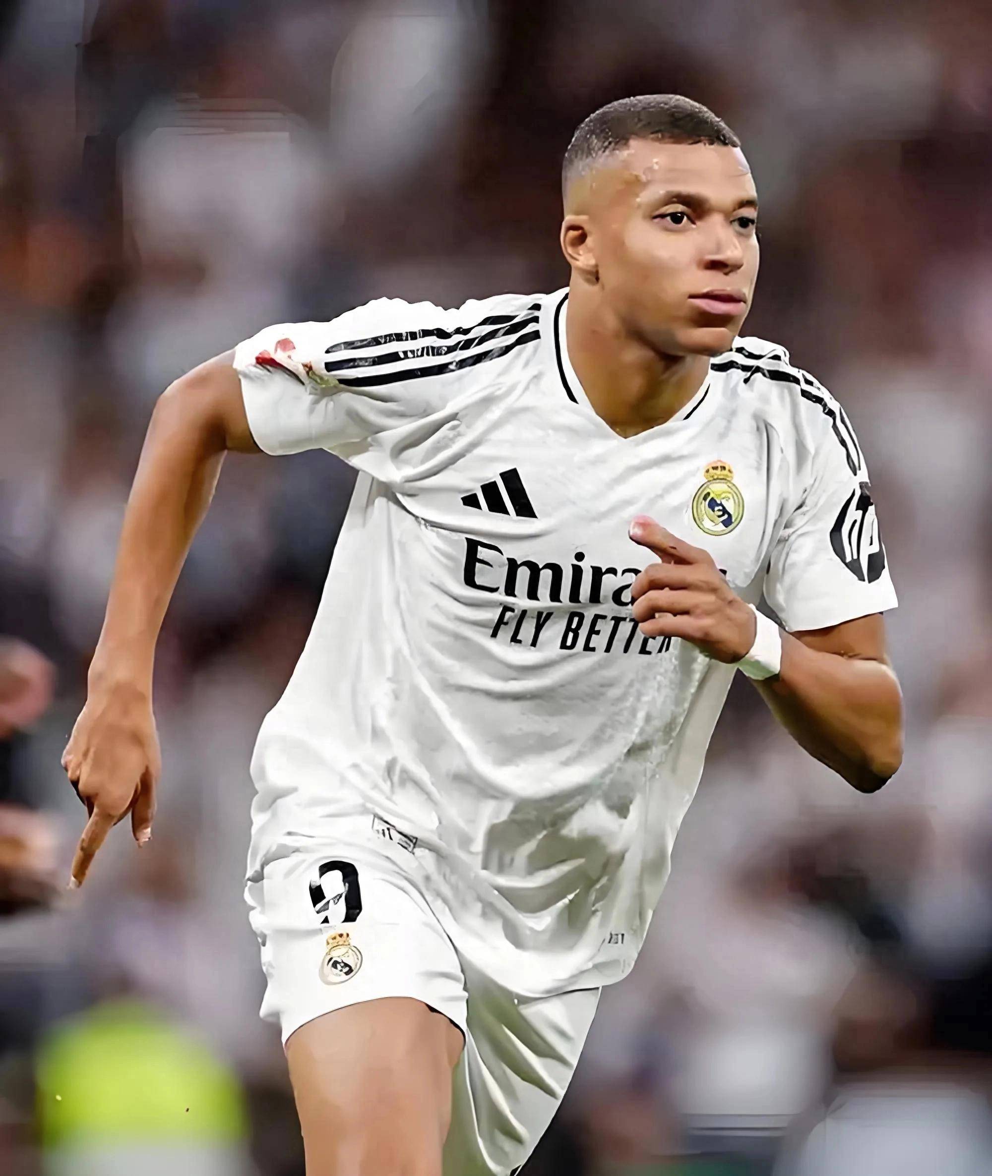 封烟呢？荷甲阿贾克斯vs格罗宁根因为烟雾太大被终止（荷甲阿贾克斯VS格罗宁根因浓烟过大比赛中止）