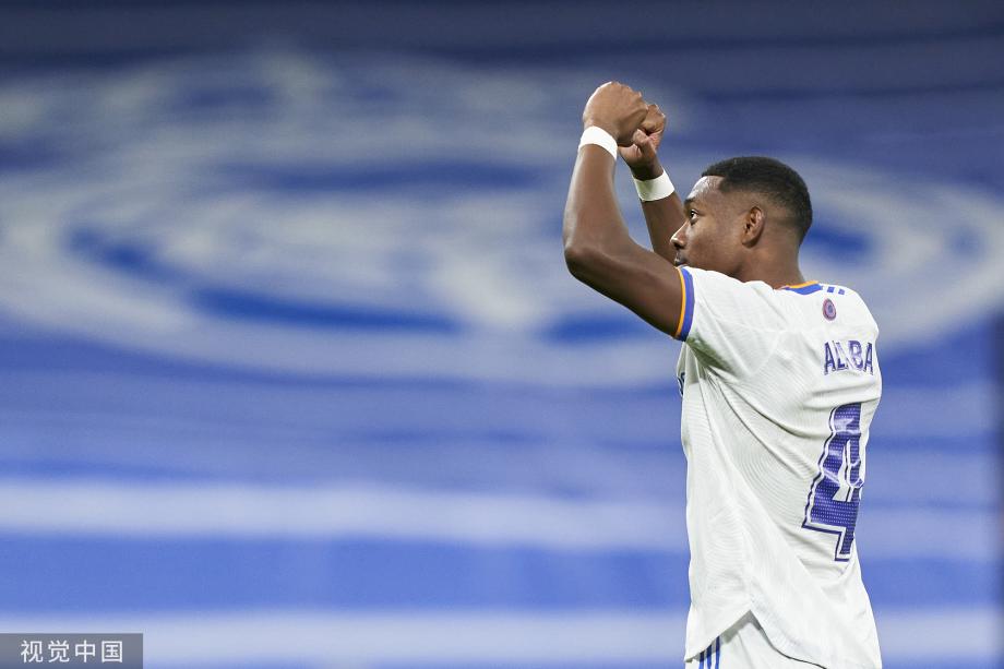 NBA：太阳击败篮网 杜兰特砍下35分（NBA常规赛：杜兰特轰35分 太阳力克篮网）