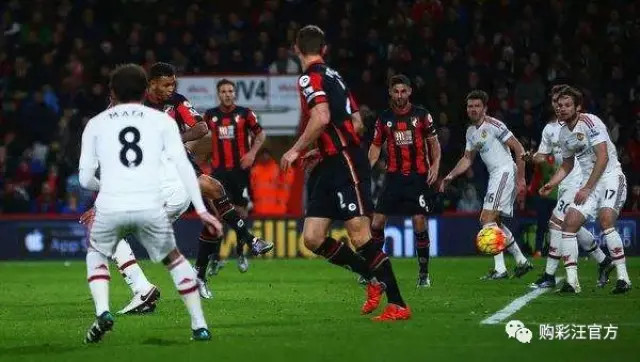 欧洲足球专家称赞瓦尔迪：他完美契合克雷莫内塞，能踢到41岁（欧足专家盛赞瓦尔迪：与克雷莫内塞天作之合，有望踢到41岁）