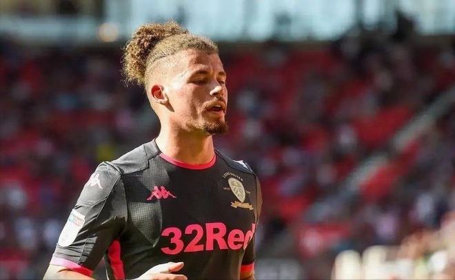 穆勒：卡尔在享受努力提高的过程，同时也在享受比赛的乐趣（穆勒：卡尔既乐于自我精进，也尽情享受比赛乐趣）