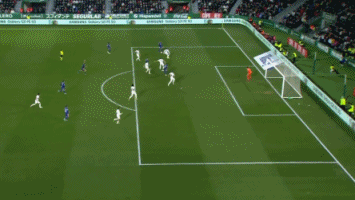 意媒：拜仁天才边锋利契纳或离队，尤文和米兰等队有意争夺（意媒：拜仁天才翼锋利契纳或将离队，尤文、米兰等豪门竞逐）