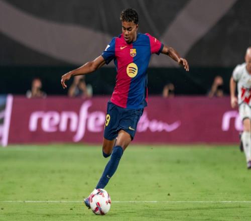 U21女排世锦赛：中国女排强势晋级，与美国队的巅峰对决锁定小组第一（U21女排世锦赛：中国女排强势晋级，与美国巅峰相遇锁定小组头名）