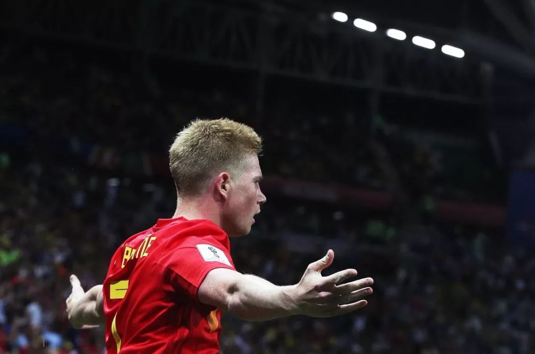 记者：吴少聪发烧，今日出席国安赛前发布会球员调整为张玉宁（记者：吴少聪因发烧缺席，国安今日赛前发布会改由张玉宁出席）